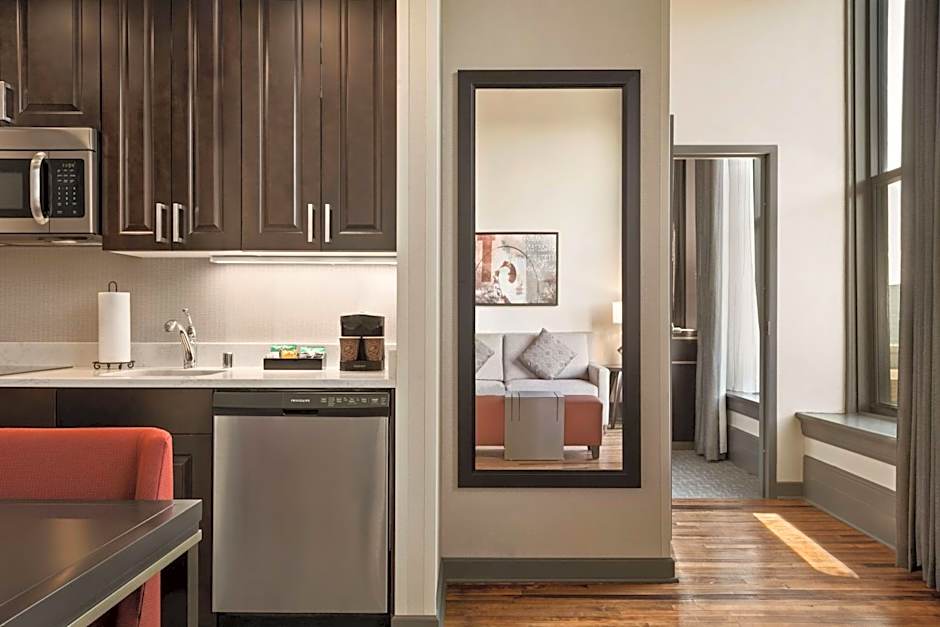 Homewood Suites By Hilton Milwaukee Downtown
