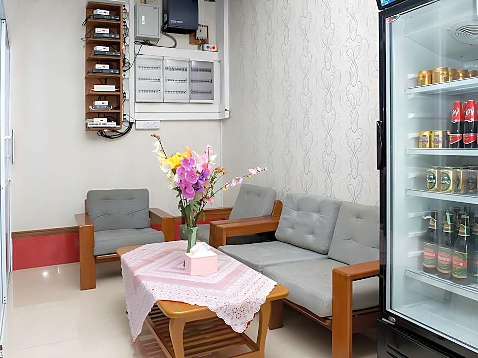 Aung Tha Pyay Hotel 2