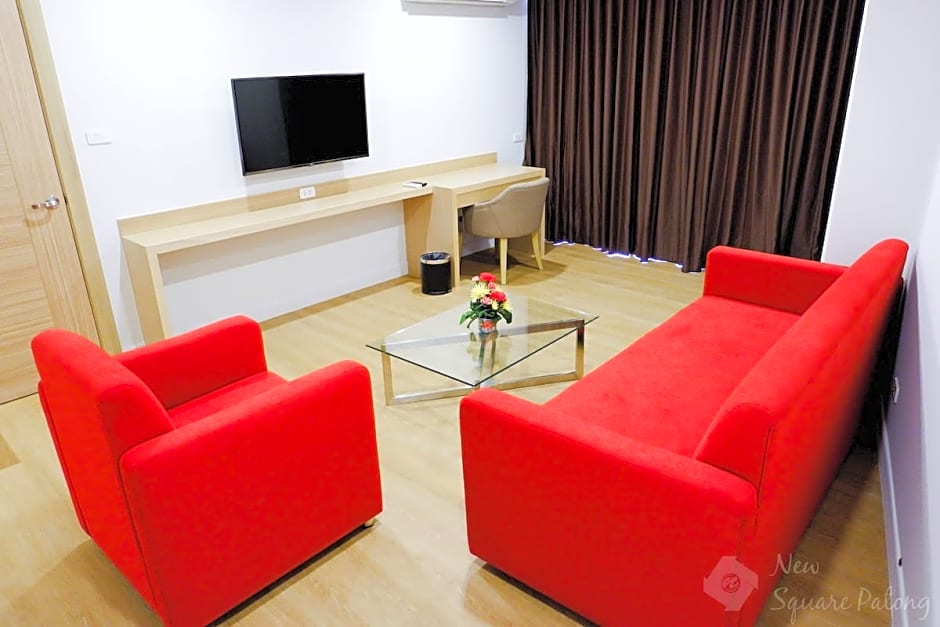 New Square Patong Hotel