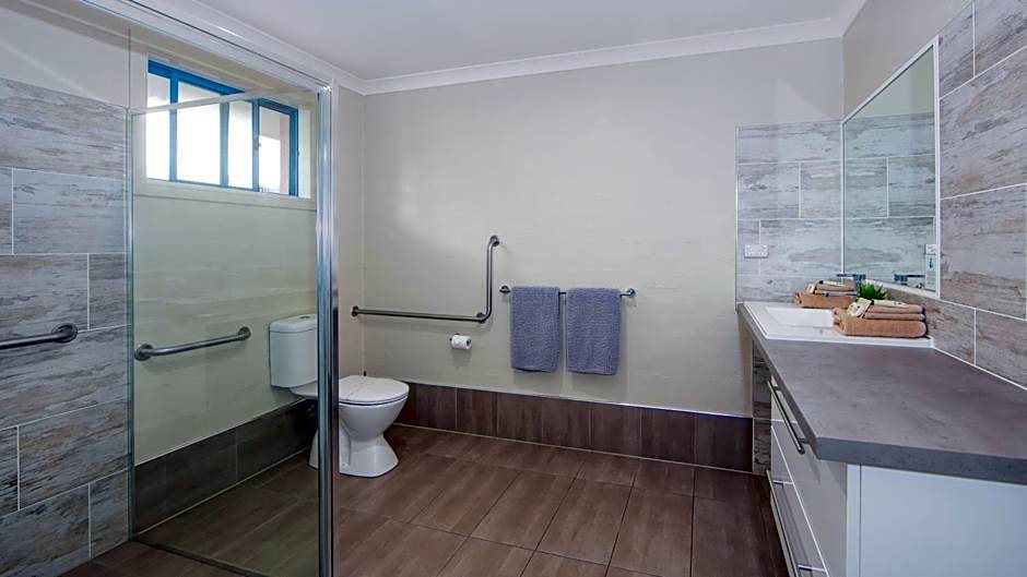 Yamba Twin Pines Motel