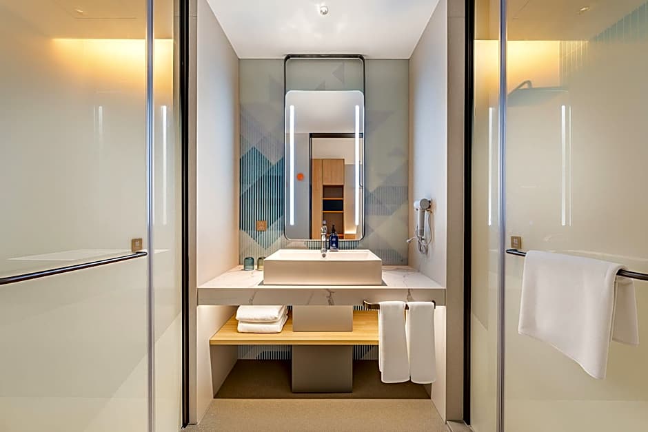 Holiday Inn Express Yiwu International Trade City By IHG