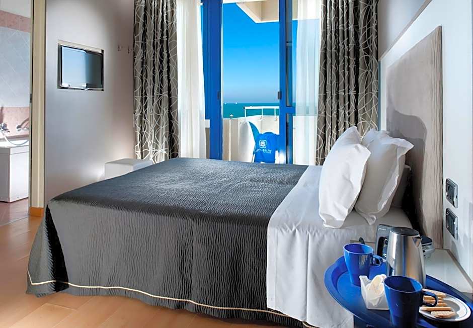 Hotel Baltic Riccione-Fronte Mare