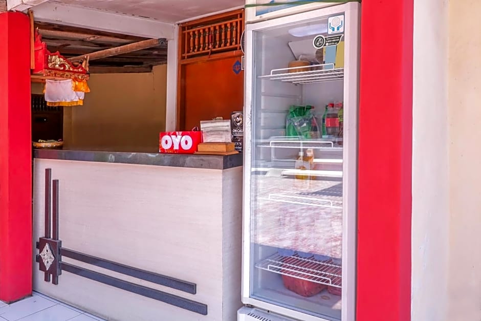OYO 2411 Taman Mekar Beach Inn 2