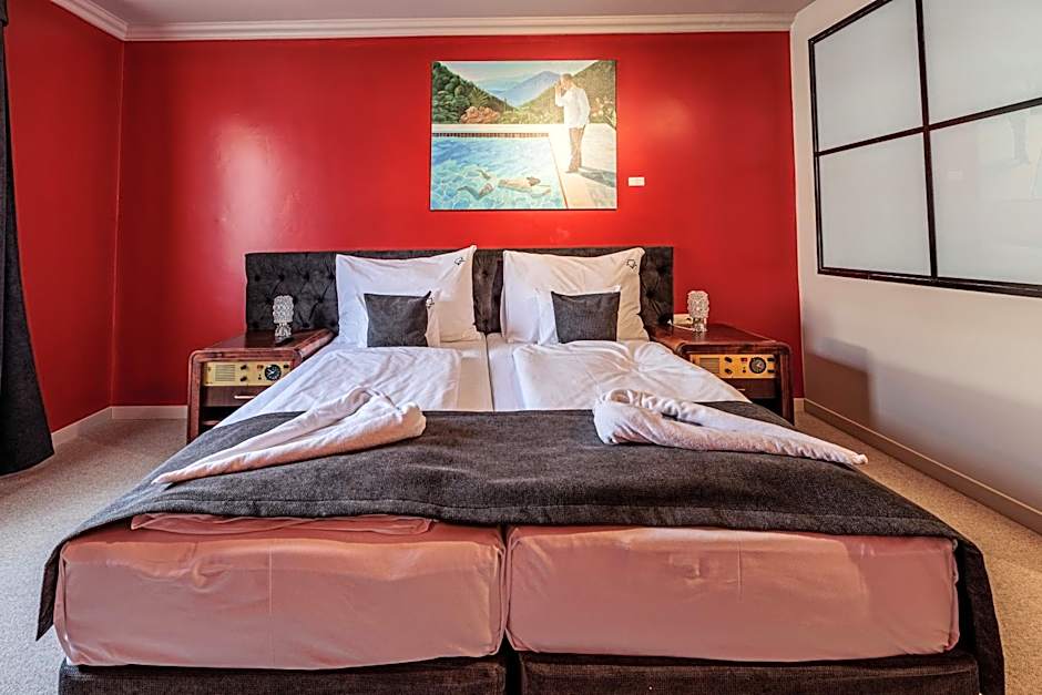 Barka Galéria Hotel és Étterem