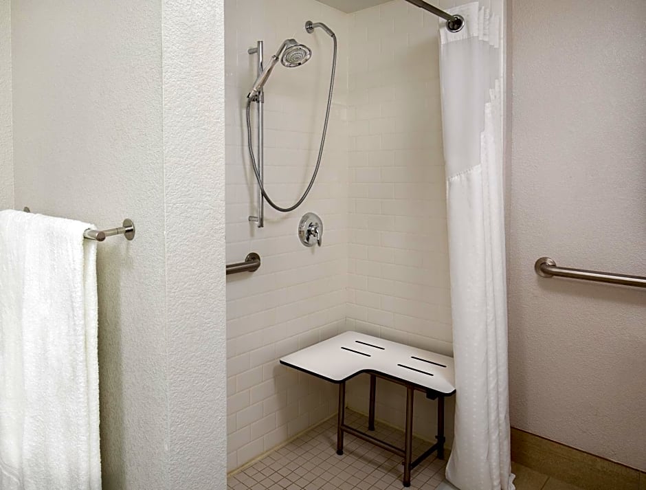 Holiday Inn Express Chesapeake - Norfolk by IHG