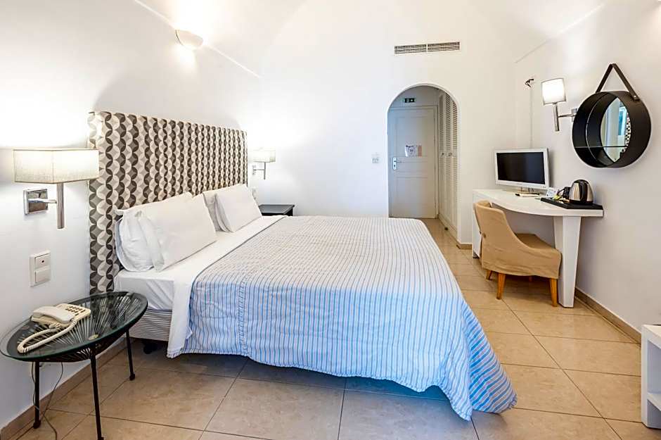 Orizontes Hotel Santorini