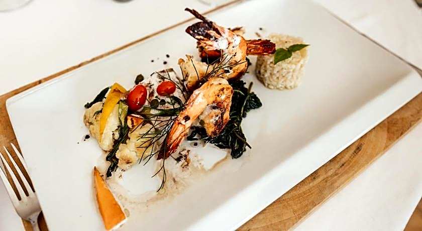 Gold Zanzibar Beach House And Spa Hotel