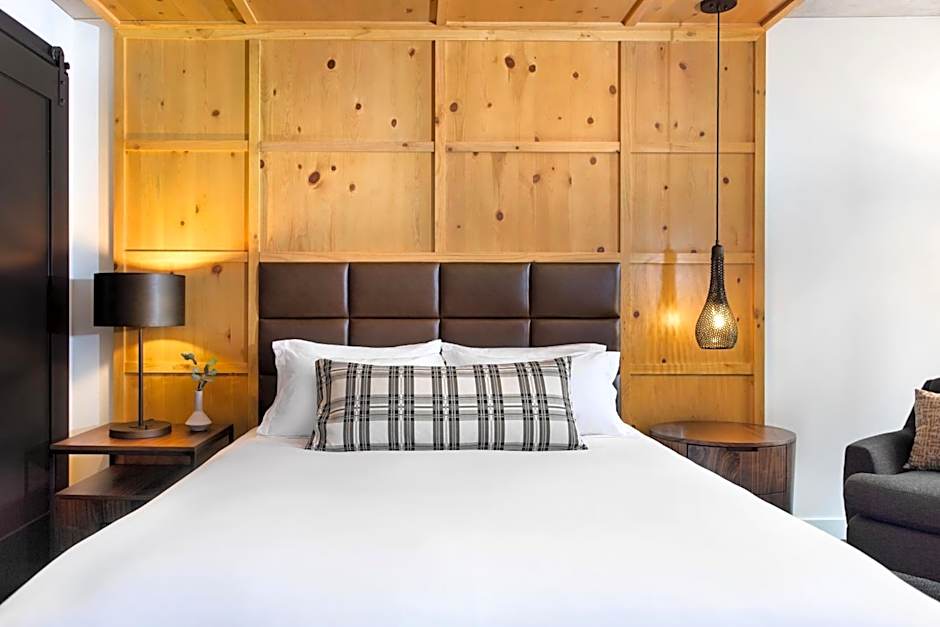 Limelight Hotel Denver