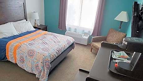 Accessible One Queen Non-Pet Friendly