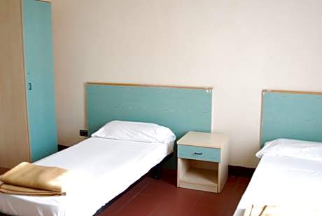 Twin Room with Shared Bathroom