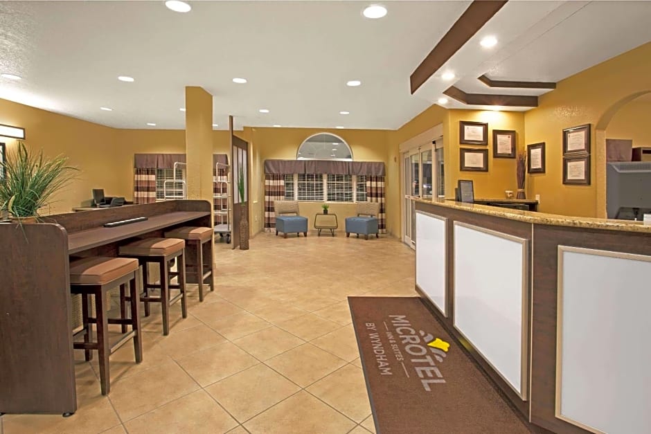 Microtel Inn & Suites by Wyndham Cartersville