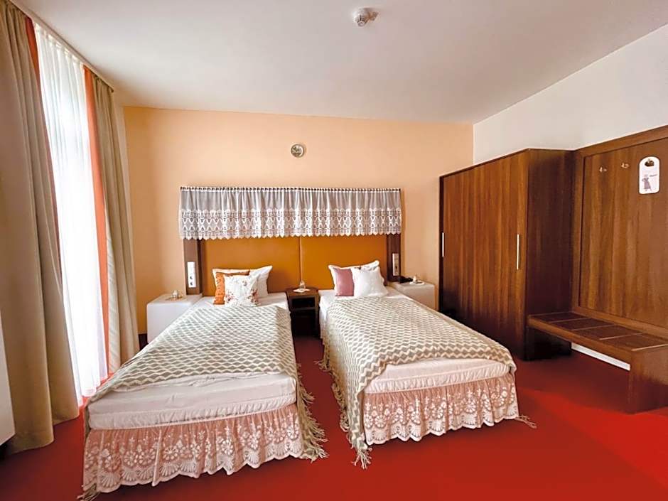 Tante ALMA's Mannheimer Hotel