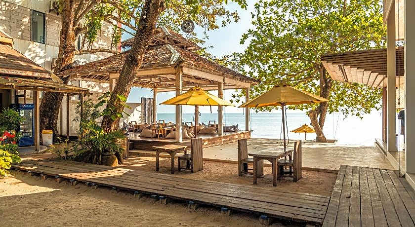 Sichon Cabana Beach Resort