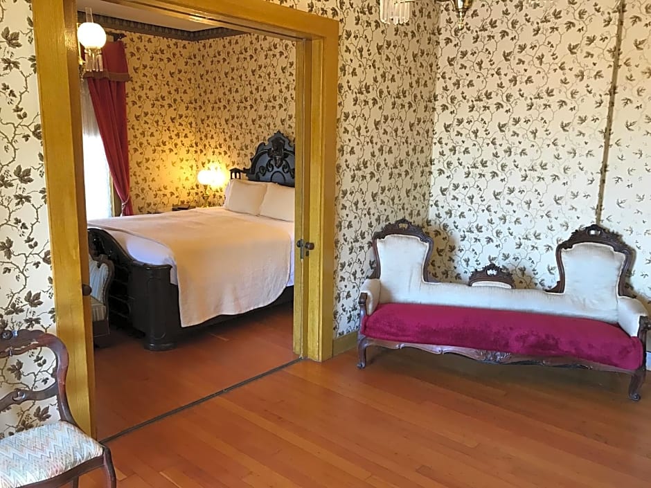 Cosmopolitan Hotel