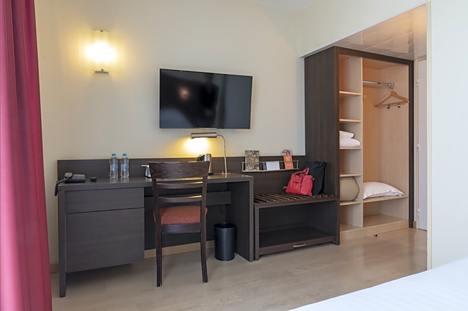 Photo 1 of 2 of Comfort 2 Beds