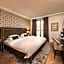 Hotel Maximilian’s