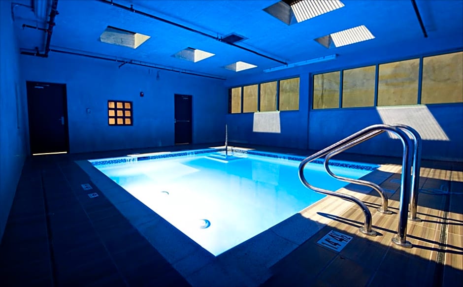 BLVD Hotel and Studios Universal-Hollywood, Ascend Hotel Collection
