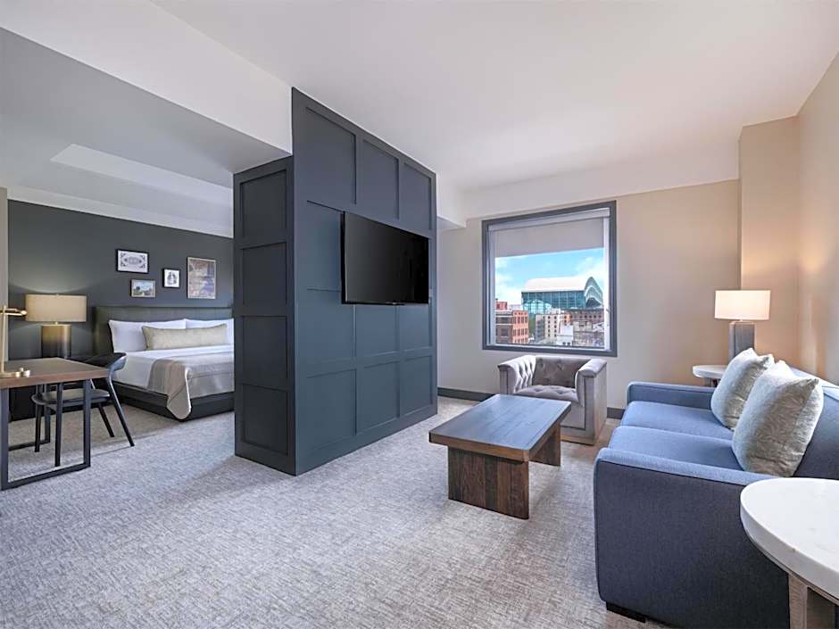 The Sam Houston, Curio Collection By Hilton