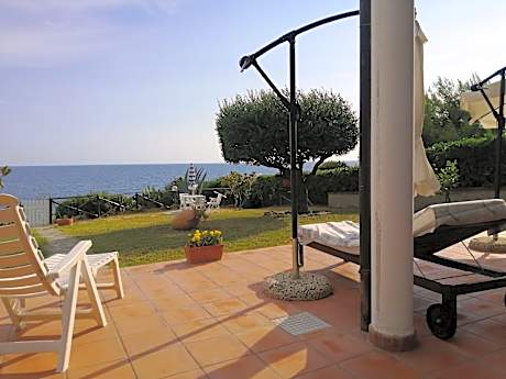 La Casa sulla Scogliera