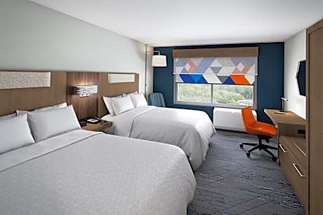 Queen Room with Two Queen Beds - Mobility Accessible/Non-Smoking