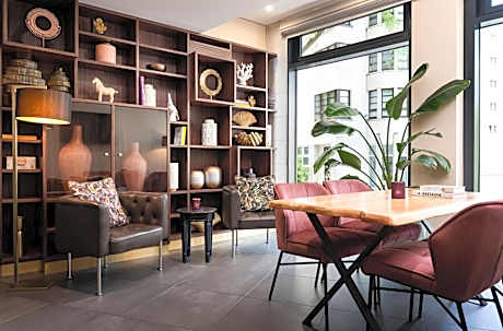 Stadthotel am Romerturm