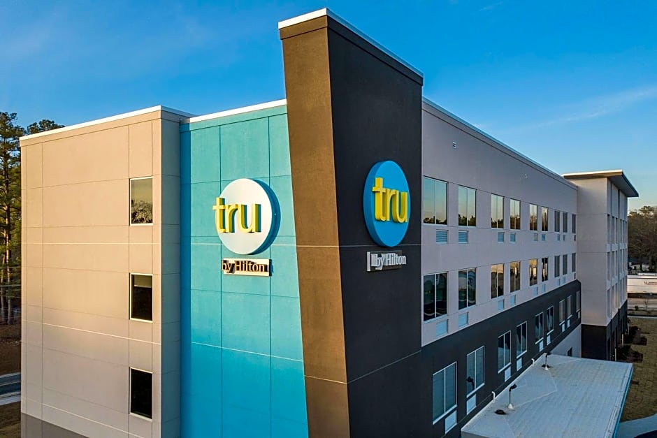 Tru by Hilton Fayetteville I-95, NC