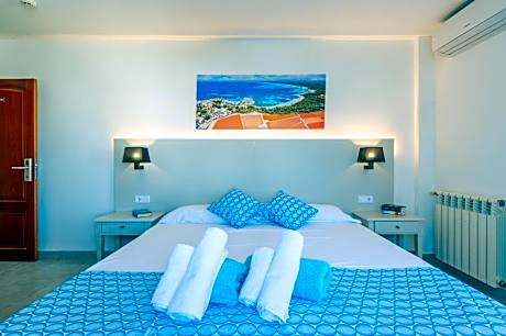 Hotel Martorell by MHR