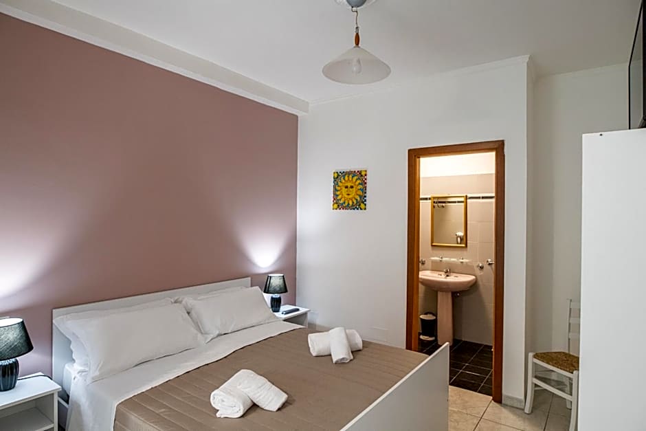 Ada Hotel
