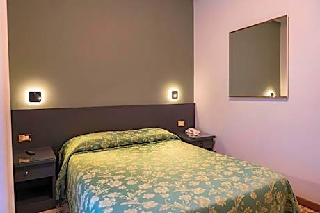 Queen Room with Balcony