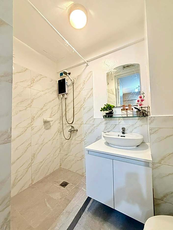 Relaxing 2BR at Camella Northpoint with balcony pool view 3rd floor