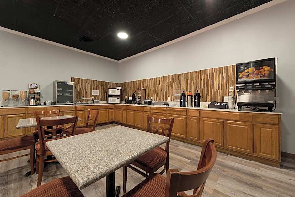 Quality Inn & Suites Manitou Springs At Pikes Peak