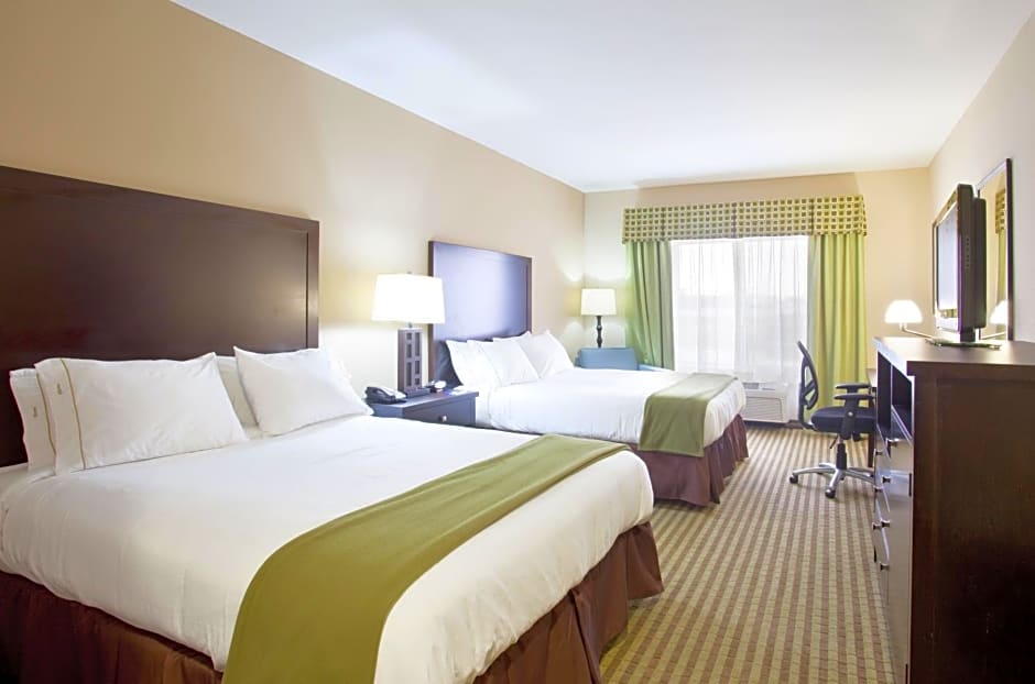 Holiday Inn Express Le Roy, an IHG Hotel