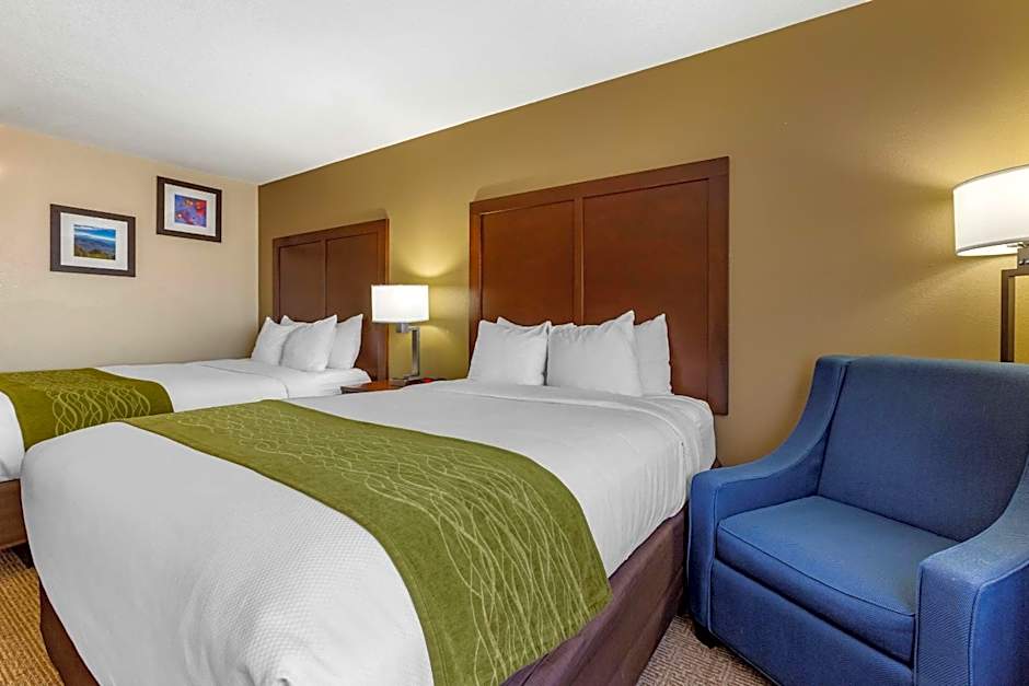 Comfort Inn & Suites Alameda at Albuquerque Balloon Fiesta Park