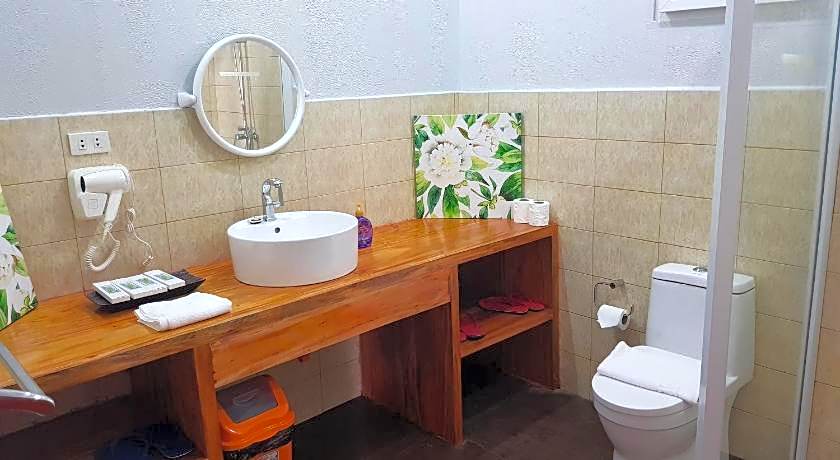 Scent Of Green Papaya Resort