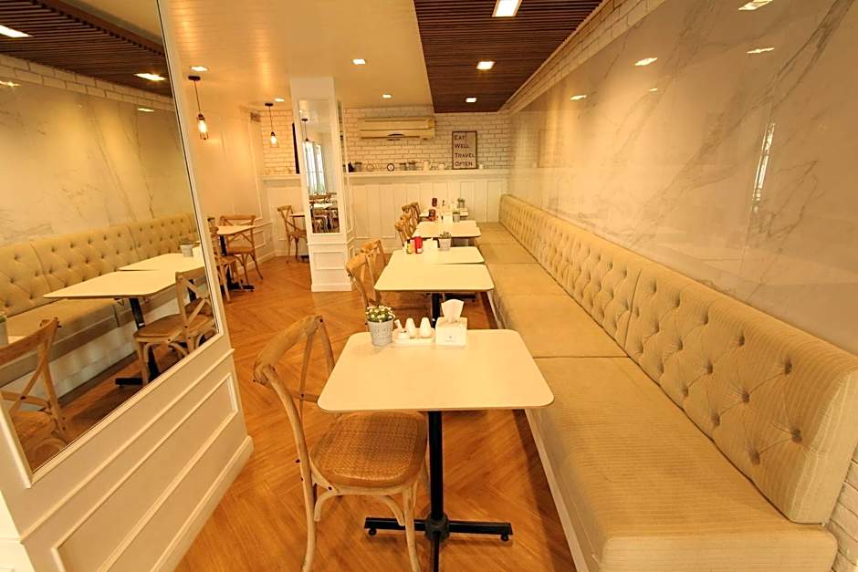 At Residence Suvarnabhumi Hotel - SHA Extra Plus