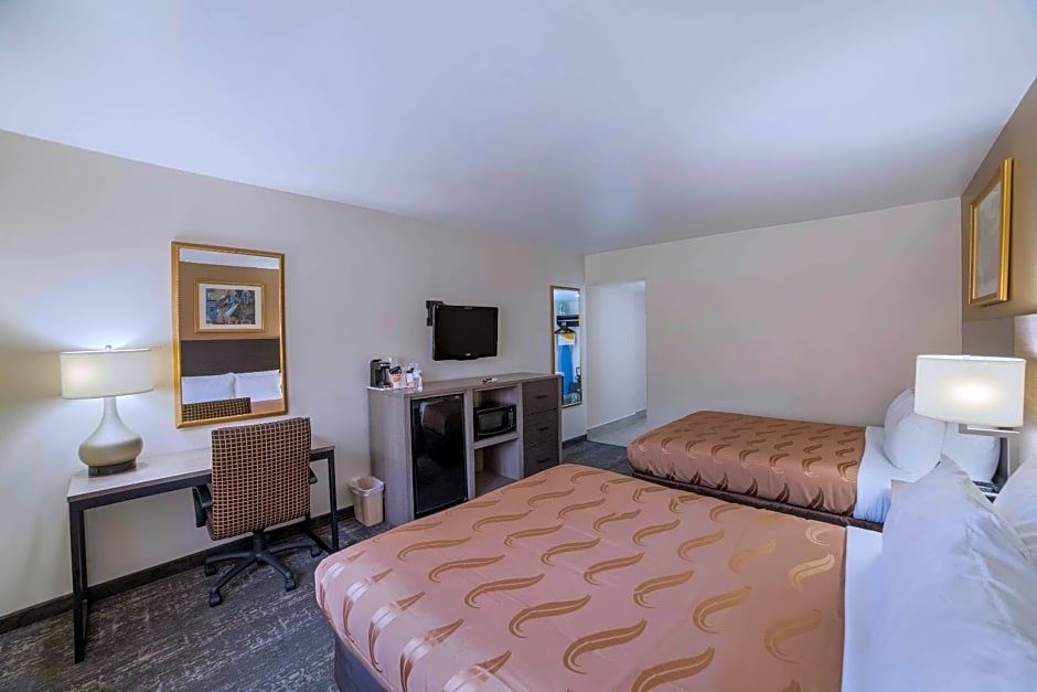 Quality Inn and Suites Goodyear