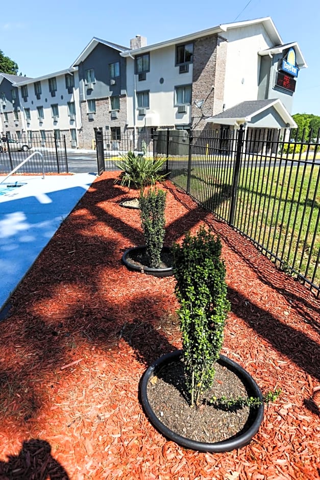 Super 8 by Wyndham Villa Rica
