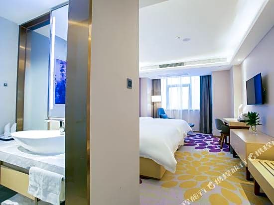 Lavande Hotels Nanchang West Railway Station Guobo Metro Station