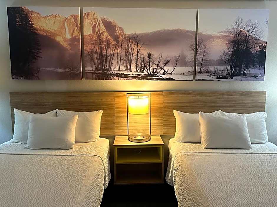 Days Inn by Wyndham Ridgecrest near China Lake Naval Station