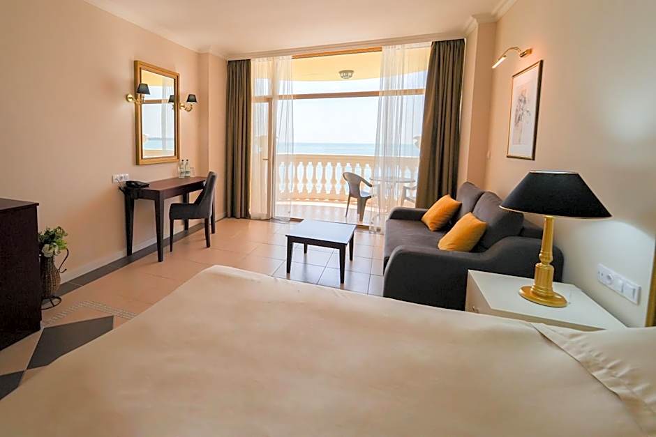 Imperial Palace Hotel