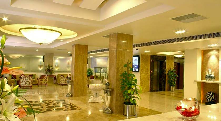 Hampshire Plaza Hotel