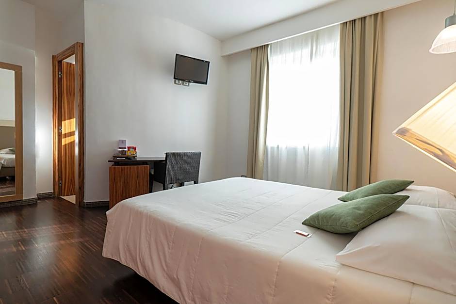 Marina 10 Design Hotel & SPA