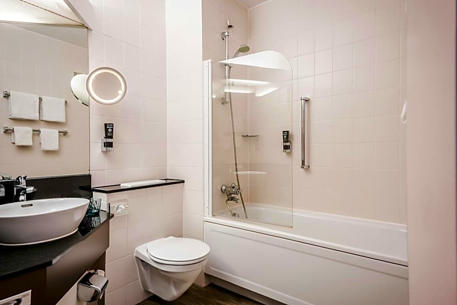 Leonardo Hotel Aachen