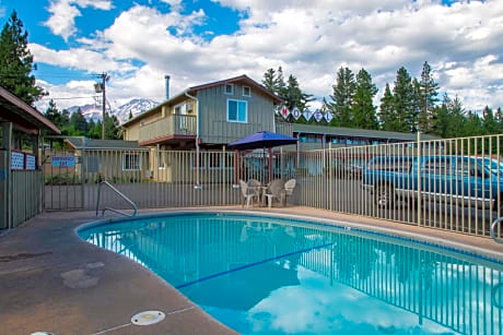 Swiss Holiday Lodge