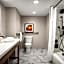 Embassy Suites by Hilton Cincinnati Northeast Blue Ash