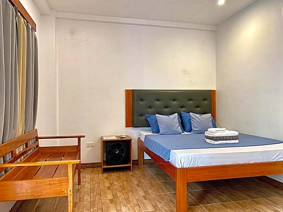 White Bada Guesthouse