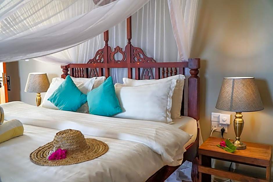 Aquamarina Hotel