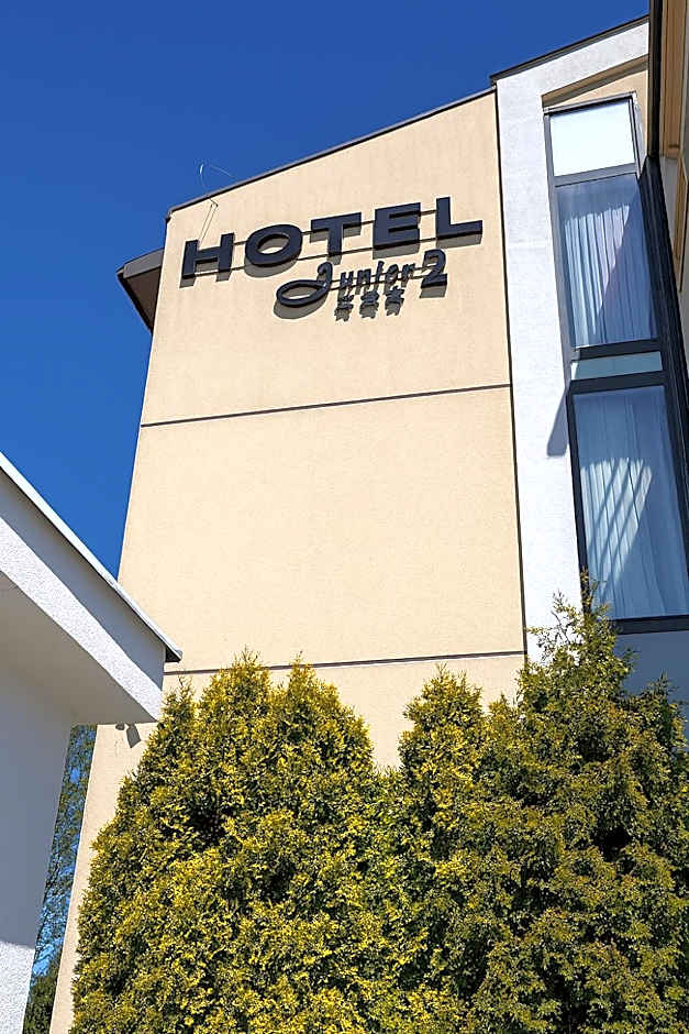 Hotel Junior 2
