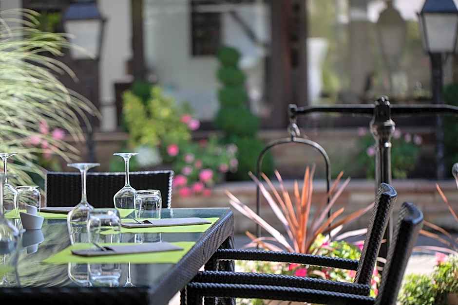Logis Hôtel Restaurant Au Boeuf