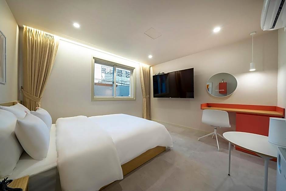 Nomad Anook Hotel Gumi